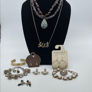 Fashion Jewelry Multi-Layer Necklace Set